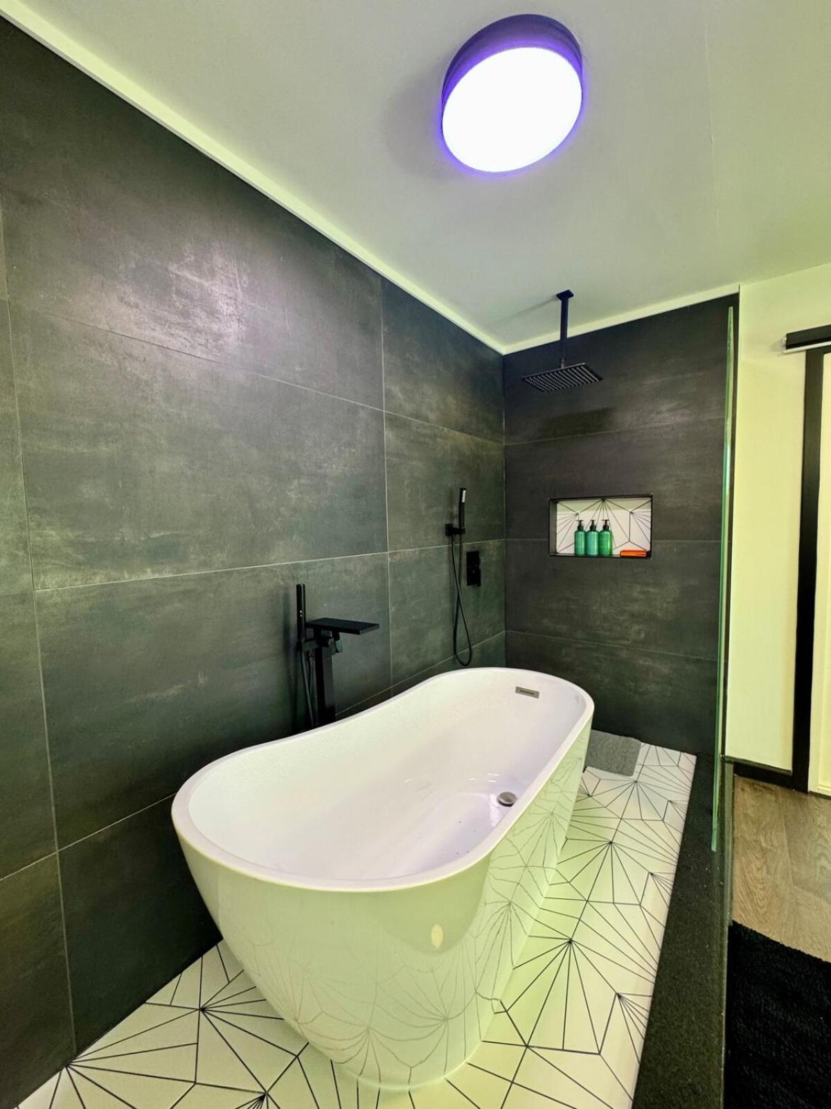 Villa Luxury With Private Phoenix