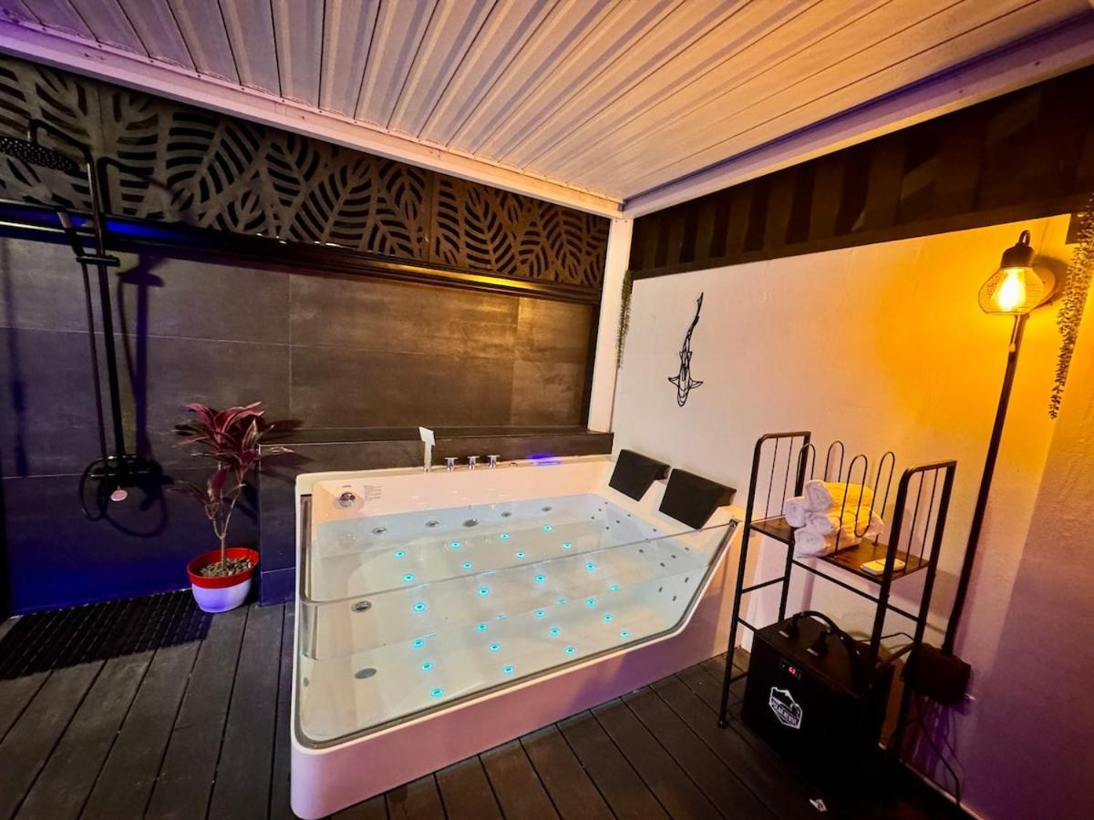 Luxury With Private Villa *